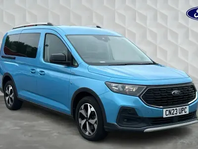 Used Ford Grand Tourneo Connect Active 114 HP (83 kW) 2023 Blue MPV