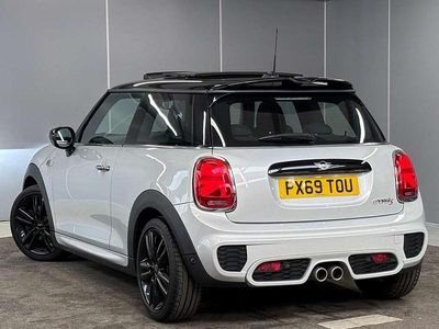 Used Mini Cooper S Sport 188 HP (138 kW) 2019 Silver Hatchback