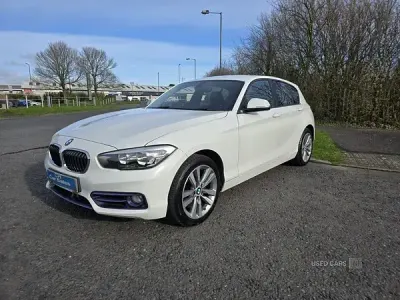 Używany BMW 118 Sport Line 2016 Biały Hatchback