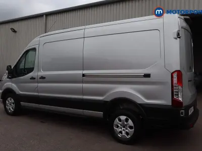 Usado Ford Transit Limited 165 HP (121 kW) 2024 Prateado Van