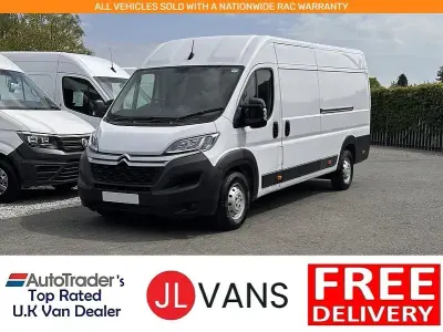 Begagnad Citroën Relay 140 HK (102 kW) 2023 Vit Van