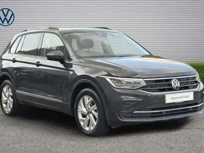 Used VW Tiguan Life 130 HP (95 kW) 2022 Grey SUV