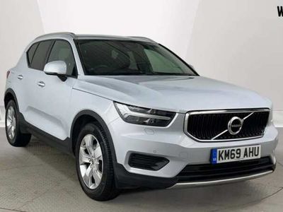 used Volvo XC40 Momentum D3