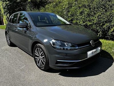Grey Used 2018 VW Golf VII SE Hatchback | £12,750 (Fair price)