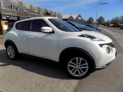 Used Nissan Juke Acenta Premium 2015 White SUV