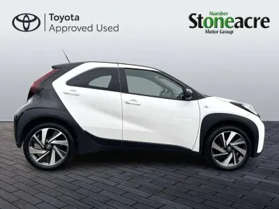 Used Toyota Aygo X 72 HP (52 kW) 2025 White SUV