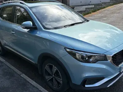 Używany MG ZS Exclusive 105 kW (143 KM) 2021 Niebieski SUV