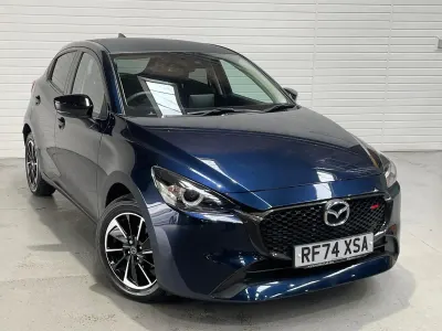 Używany Mazda 2 Homura-Aka 116 KM (85 kW) 2025 Niebieski Hatchback