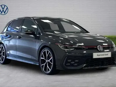 Używany VW Golf VIII GTI 265 KM (194 kW) 2025 Szary Hatchback