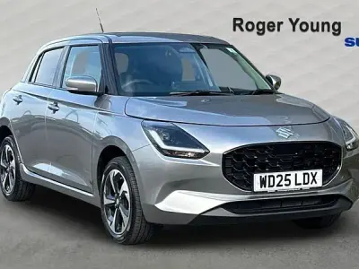 Usado Suzuki Swift 2025 Prateado Citadino