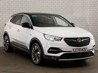 Used Vauxhall Grandland X SRi 2020 White SUV