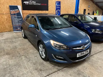 Used Vauxhall Astra SRi 2014 Blue Hatchback