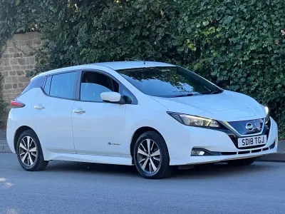 Used Nissan Leaf Acenta 110 kW (150 HP) 2018 White Hatchback