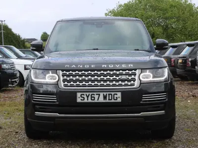 Usado Land Rover Range Rover Vogue SE 339 CV (249 kW) 2017 Gris SUV