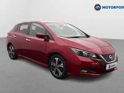 Gebraucht Nissan Leaf N-Connecta 110 kW (150 PS) 2021 Rot Kleinwagen