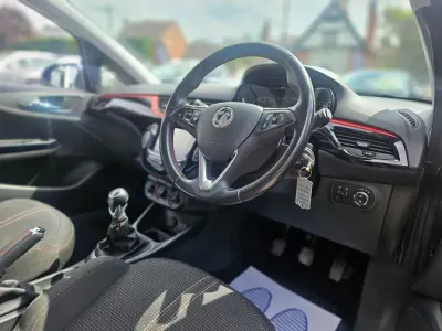 Used Vauxhall Corsa SRi 90 HP (66 kW) 2017 Grey Hatchback