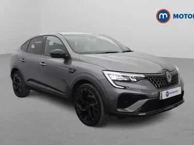 Begagnad Renault Arkana Esprit Alpine 143 HK (105 kW) 2024 Grå SUV