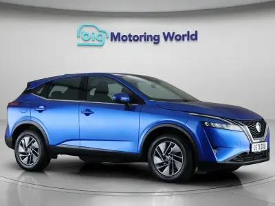 Used Nissan Qashqai Acenta Premium 140 HP (102 kW) 2022 Blue SUV