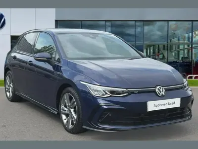 Used VW Golf VIII R-line 147 HP (108 kW) 2022 Blue Hatchback