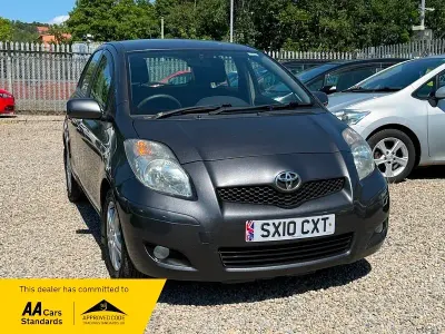 Used Toyota Yaris 2010 Grey Hatchback