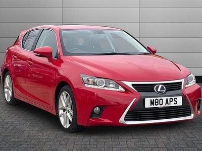 Used Lexus CT200h 136 HP (100 kW) 2014 Red Hatchback