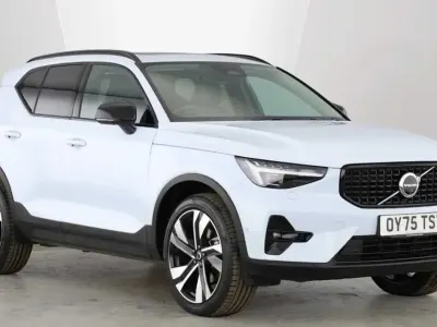 Used Volvo XC40 Ultra 160 HP (117 kW) 2025 Blue SUV