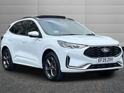 Used Ford Kuga ST-Line 243 HP (178 kW) 2025 Frozen white SUV