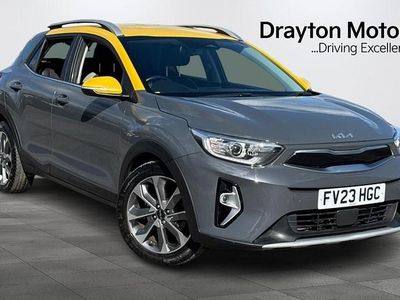 Used Kia Stonic 99 HP (72 kW) 2023 Grey SUV