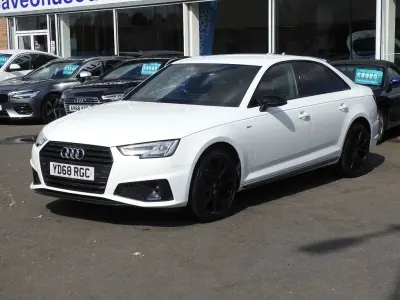 Used Audi A4 Black Edition 190 HP (139 kW) 2019 White Sedan