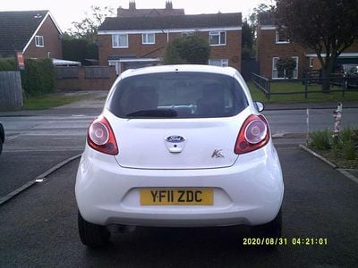 Used Ford Ka Zetec 69 HP (50 kW) 2011 White Hatchback