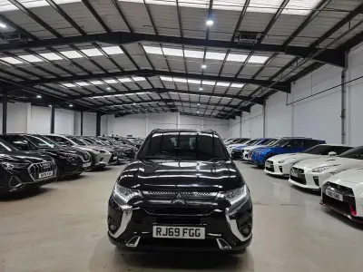 Used Mitsubishi Outlander P-HEV 2020 Black SUV