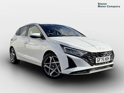 White New 2025 Hyundai i20 Premium Hatchback | £19,999 (Good price)