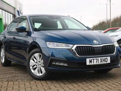 Used Skoda Octavia SE Technology 150 HP (110 kW) 2022 Petrol blue metallic Hatchback