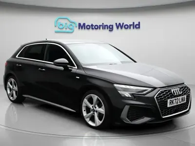 Begagnad Audi A3 Sportback S-Line 150 HK (110 kW) 2022 Svart Halvkombi