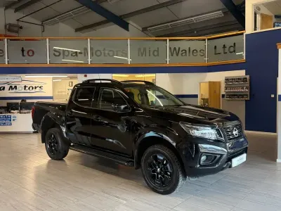 Used Nissan Navara N-Guard 190 HP (139 kW) 2021 Black Pickup