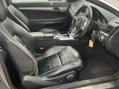 Begagnad Mercedes E250