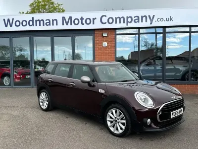 Używany Mini Cooper Clubman 136 KM (100 kW) 2016 Czerwony Kombi