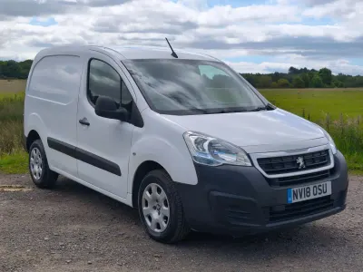 Used Peugeot Partner 2018 White