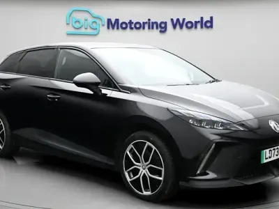 Usado MG MG4 EV Trophy 150 kW (204 HP) 2025 Citadino