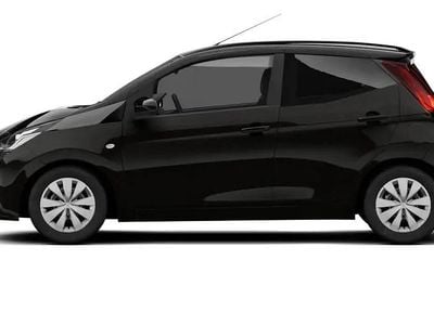 Used Toyota Aygo X-play 72 HP (52 kW) 2021 Black Hatchback