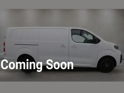 Used Vauxhall Vivaro 150 HP (110 kW) 2024 White MPV