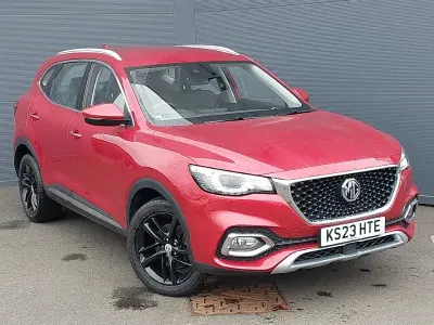 Used MG HS Excite 162 HP (119 kW) 2023 Red SUV
