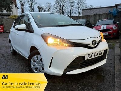 White Used 2014 Toyota Yaris Multidrive S Hatchback | £5,999 (Good price)