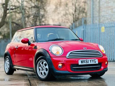 Used Mini Cooper Hatch 122 HP (89 kW) 2011 Red Hatchback