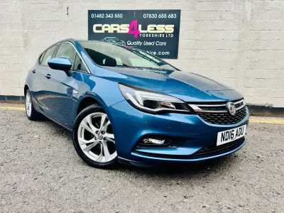 Used Vauxhall Astra SRi 110 HP (80 kW) 2016 Blue Hatchback