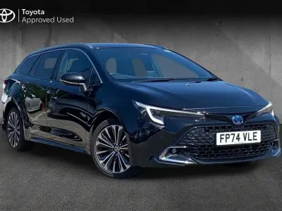 Used Toyota Corolla Design 140 HP (102 kW) 2024 Black Estate