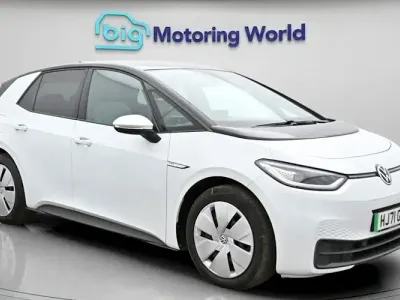 Begagnad VW ID.3 Pro Performance 150 kW (204 HK) 2021 Vit Halvkombi