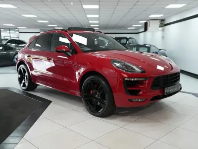 Begagnad Porsche Macan 360 HK (264 kW) 2018 Röd SUV
