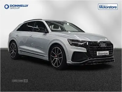 Begagnad Audi Q8