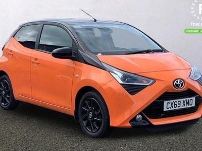 Used Toyota Aygo X-cite 72 HP (52 kW) 2019 Orange Hatchback